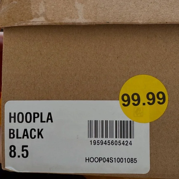 Steve Madden: Hoopla Ankle Boots - Picture 2 of 3